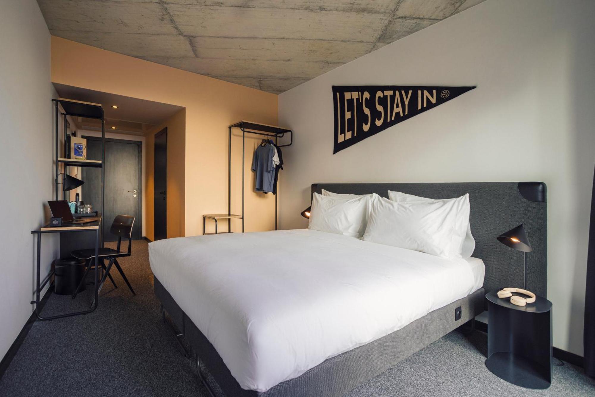 The Social Hub Porto Hotel Room photo