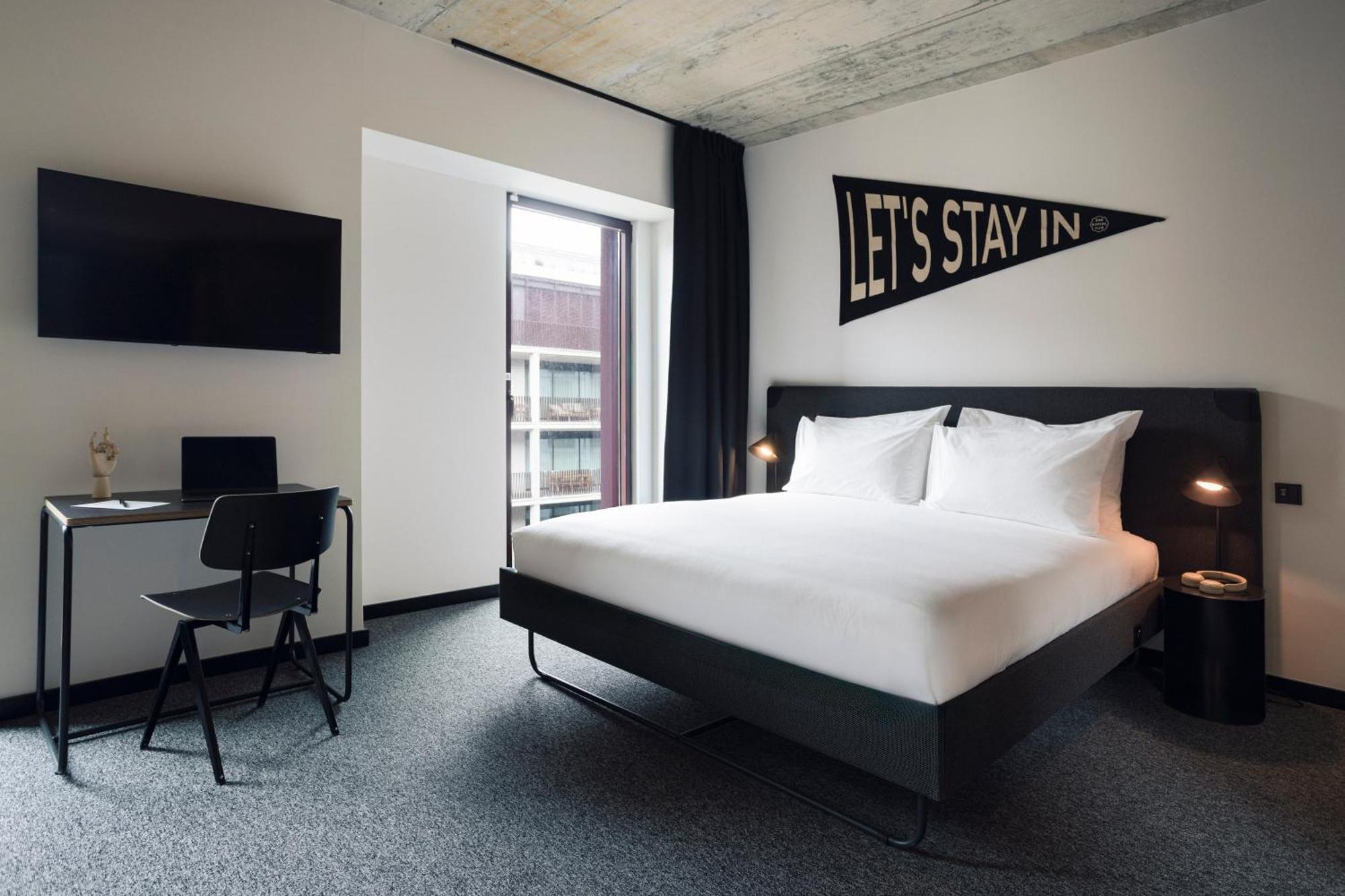 The Social Hub Porto Hotel Room photo